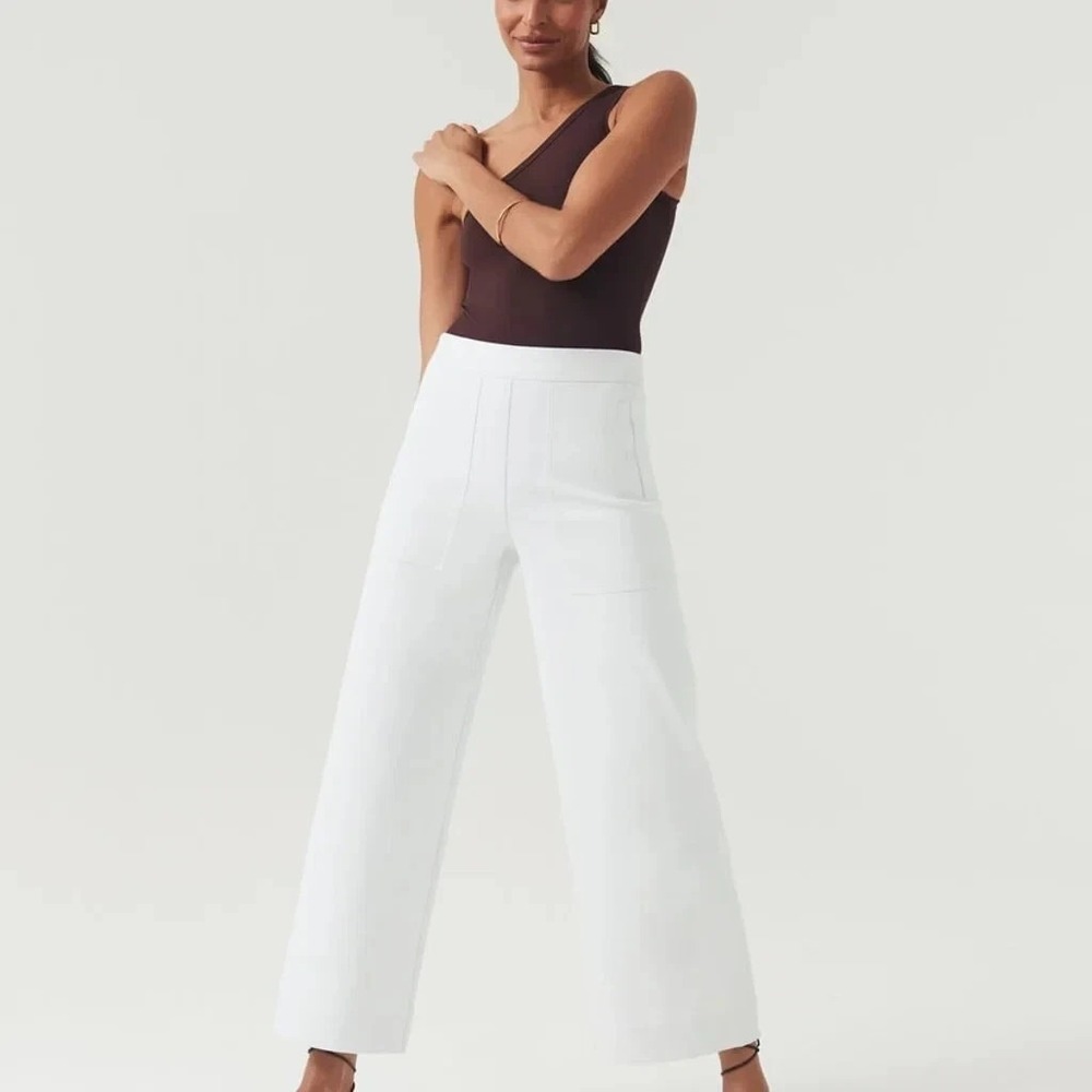 Spanx On-The-Go Cropped Wide Leg Pants White Size M Stretch Minimalist Career